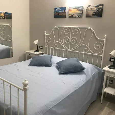 Attico Bed&relax Gasthof Livorno