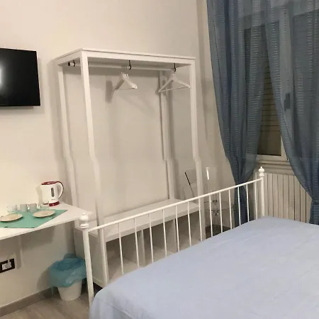 Attico Bed & Relax بيت ضيافة *